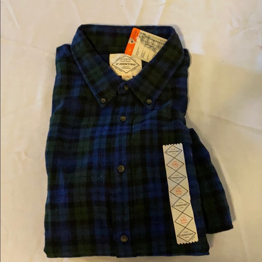 New with tags xxl St. John’s bag flannel button up